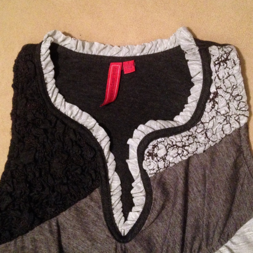 Anthropology One September Color Block Racerback T - Picture 3 of 3